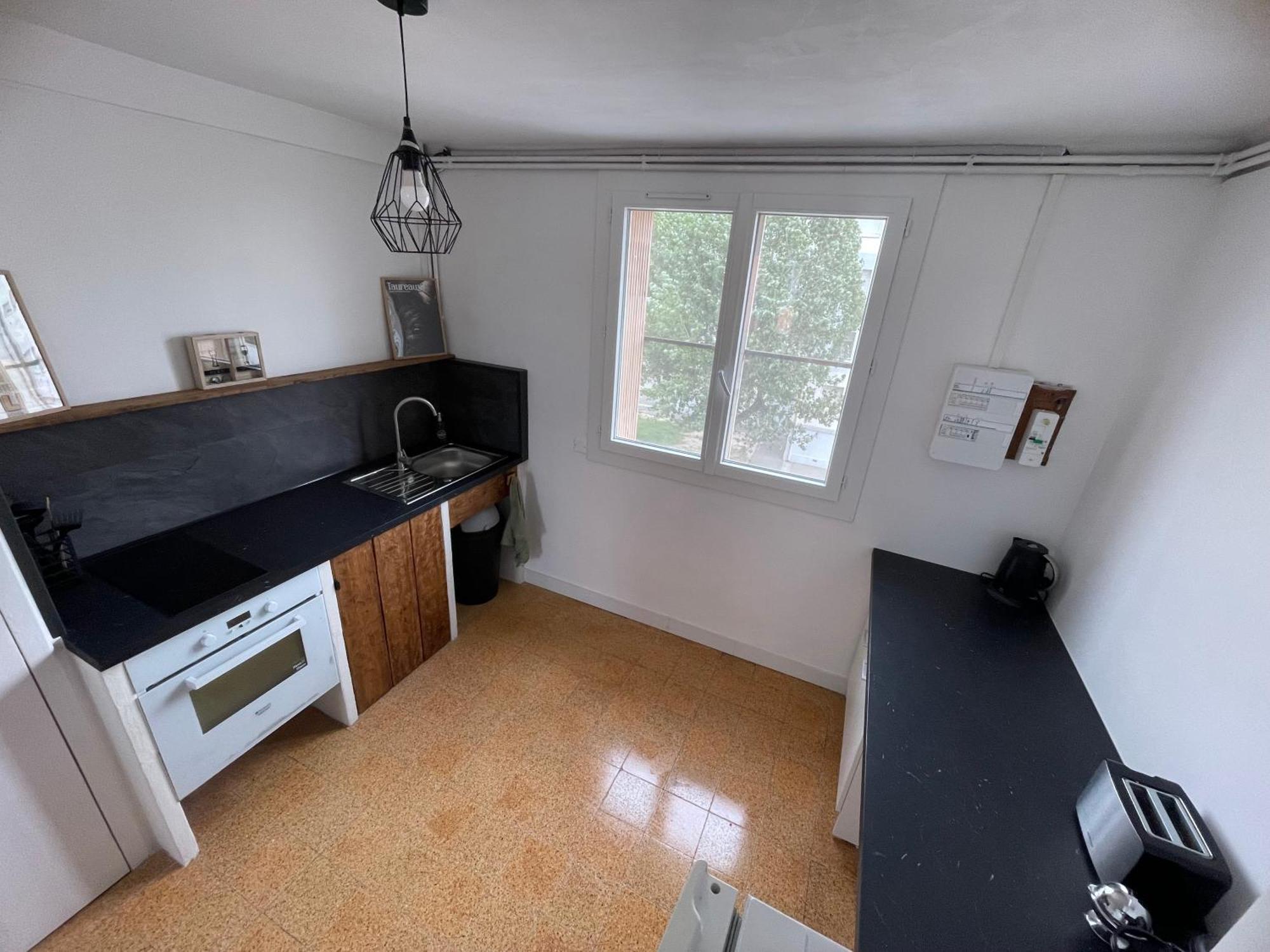 Appartement De Florent Арл Екстериор снимка