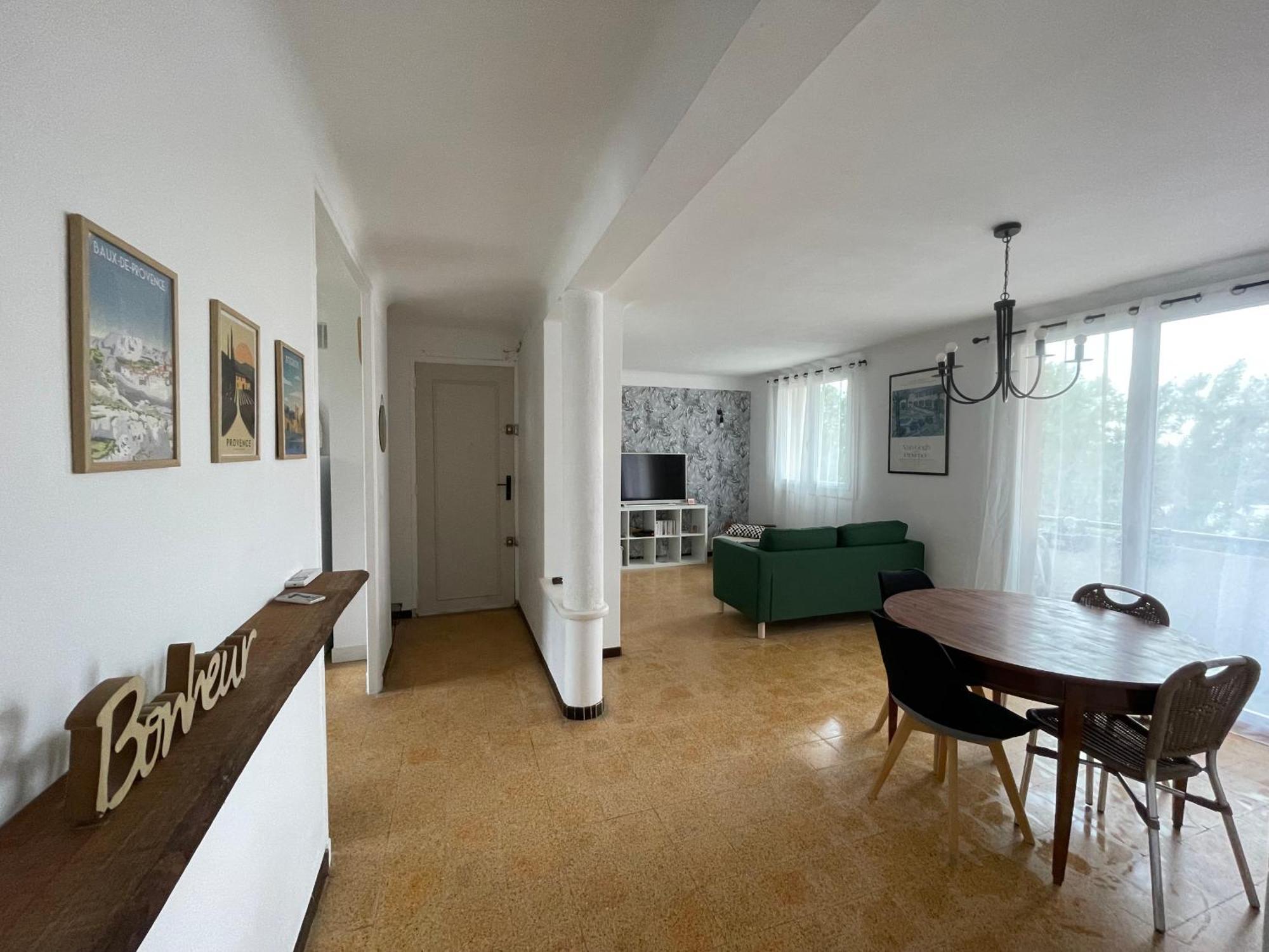 Appartement De Florent Арл Екстериор снимка